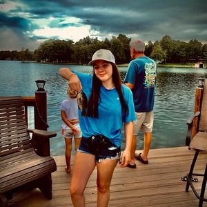 Meet your Posher, Jade